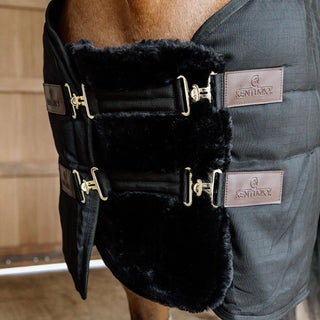 Kentucky Horsewear Sheepskin Chest Expander - 2 Buckles - Black